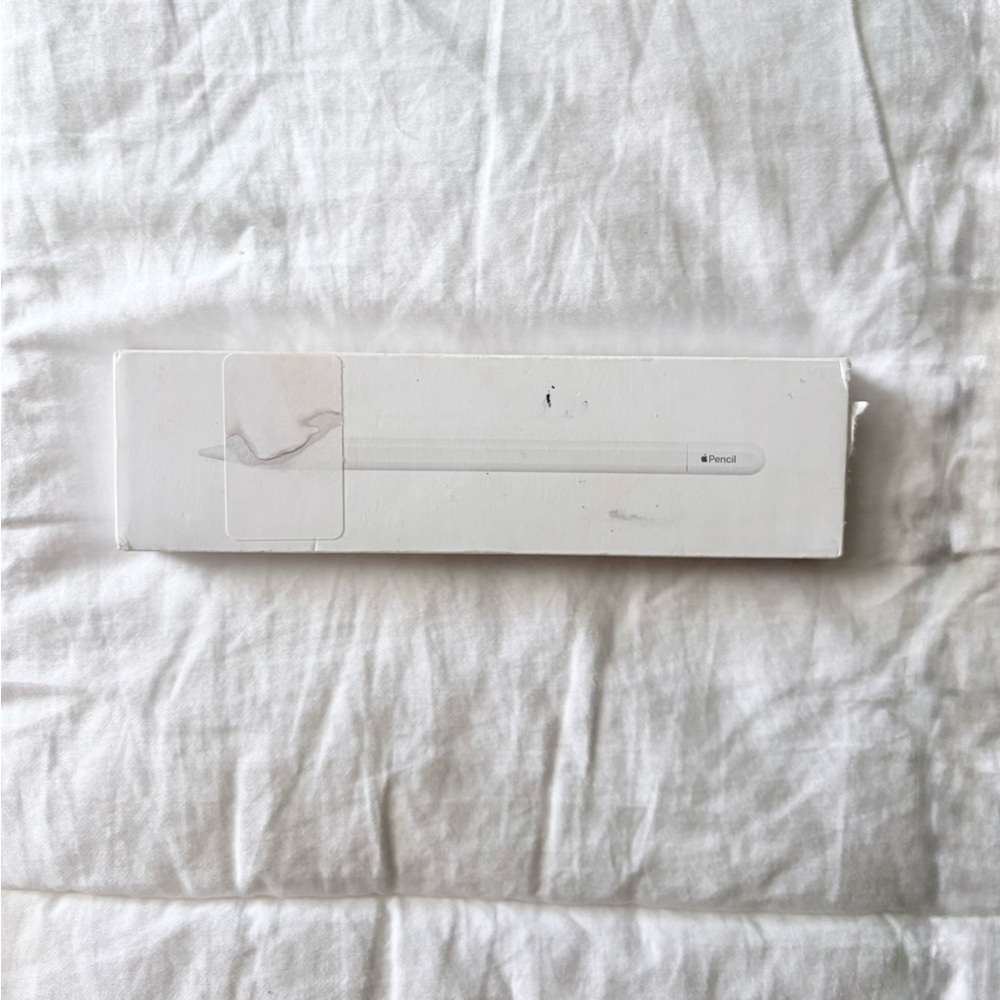 Apple Pencil Box in White